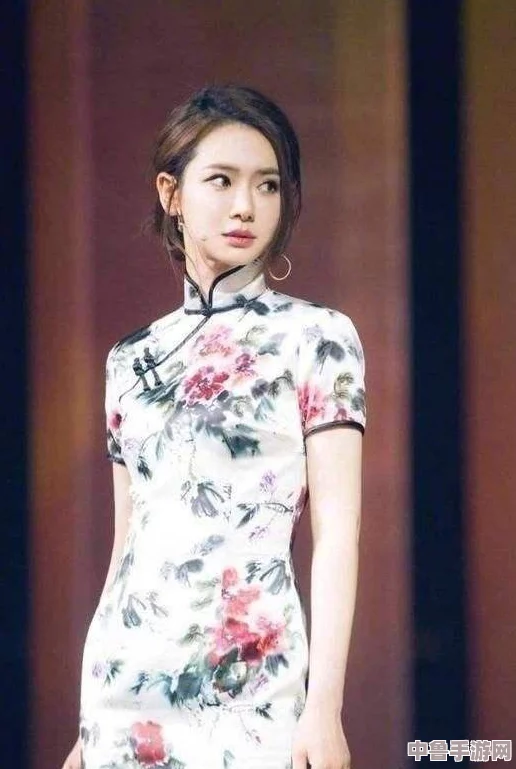 旗袍衣襟全开做运动好吗?解锁新姿势,体验不一样的"旗袍健身",让你惊艳全场 旗袍衣襟全开做运动好吗?解锁新姿势,体验不一样的"旗袍健身",让你惊艳全场