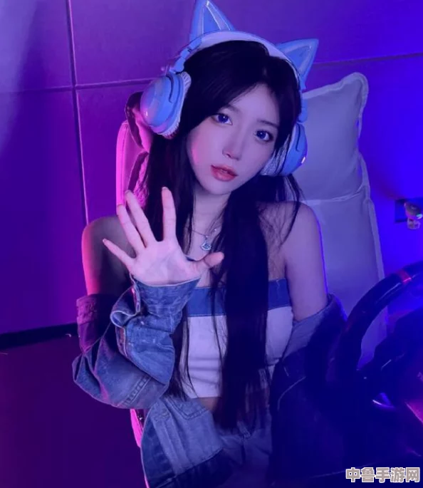 黑料不打烊清纯美女 深夜直播间里的秘密 究竟有多劲爆？