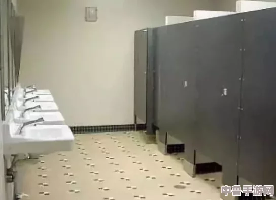 女厕撒尿BBBBB:当蹲坑变成电竞赛场,谁是最快的"尿神"? 女厕撒尿BBBBB:当蹲坑变成电竞赛场,谁是最快的"尿神"?