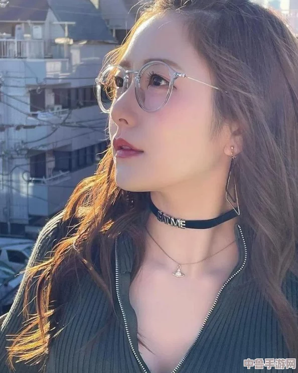 超碰女人：挑战极限,突破自我,谁是最强女神？一起来战个痛快吧!