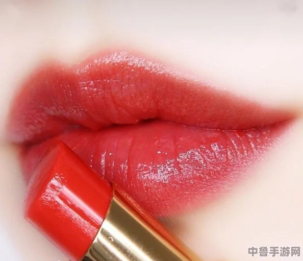 一抹蜜桃诱惑,唇间绽放光彩:ysl圆管推荐蜜桃色,打造甜美气质女神范 一抹蜜桃诱惑,唇间绽放光彩:ysl圆管推荐蜜桃色,打造甜美气质女神范