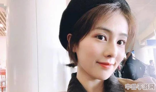 白丝白鹿被爆 羞羞网站,网友热议背后真相引发关注与讨论,揭开神秘面纱! 白丝白鹿被爆 羞羞网站,网友热议背后真相引发关注与讨论,揭开神秘面纱!