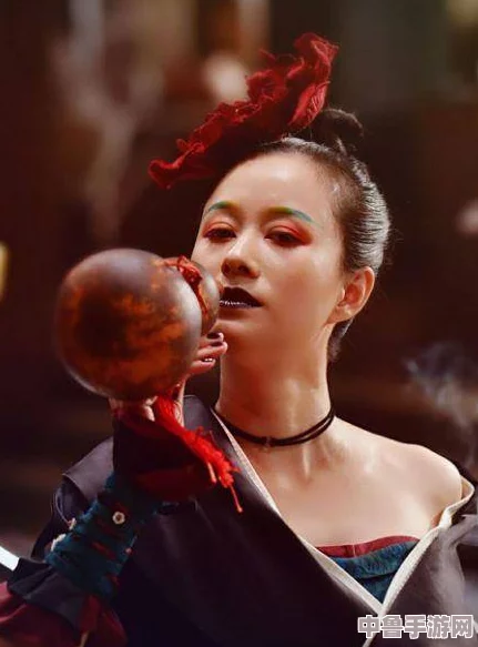 “abw-228八卦海”：这部作品以其独特的剧情和出色的表演深受观众喜爱，让人忍不住反复回味